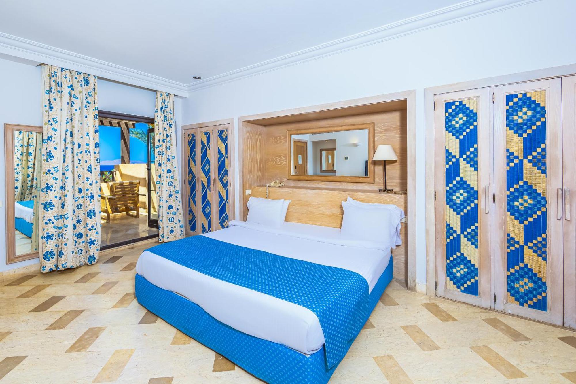 The Grand Hotel Sharm El Sheikh Exterior photo A bedroom at the hotel