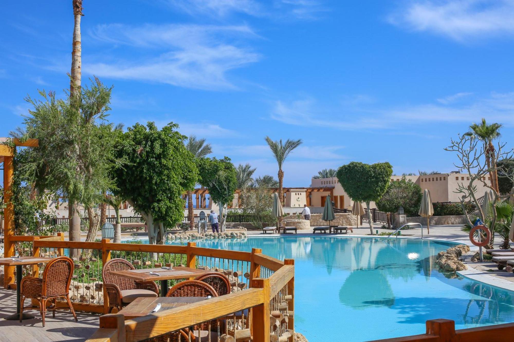 The Grand Hotel Sharm El Sheikh Exterior photo The pool at the resort